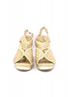 Golden pearl stone balance heel