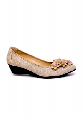 Golden artificial leather floral stone box heel