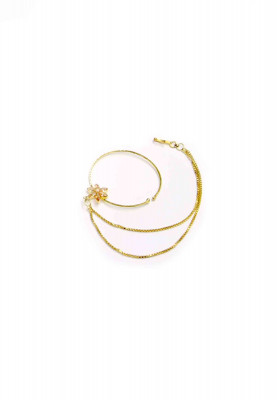Matte golden jewelry set with seven parts