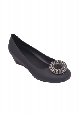Black Colored Balanced Shoe