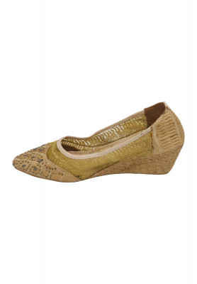 Golden Colored Dose heel 