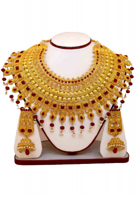 Round Shaped Gold Plated Jarwa Necklace