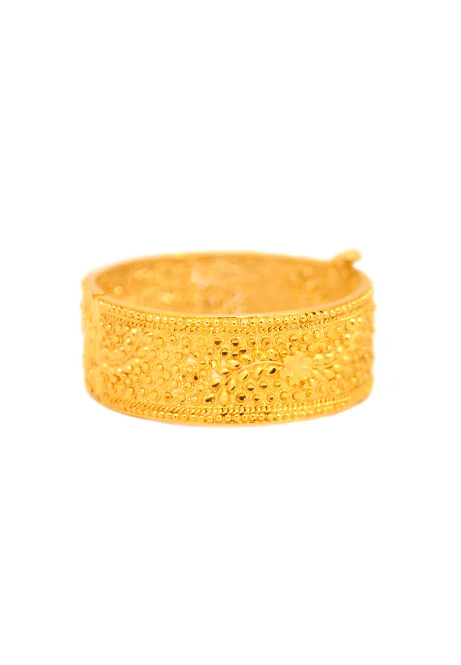Gold plate free size chur  