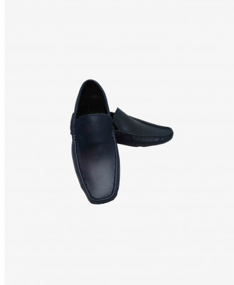 Pure leather black colored Gents shoe  