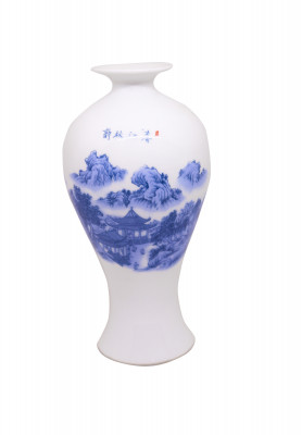 White Ceramic flower vase 