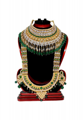 Sita har with konthi har with ear ring  