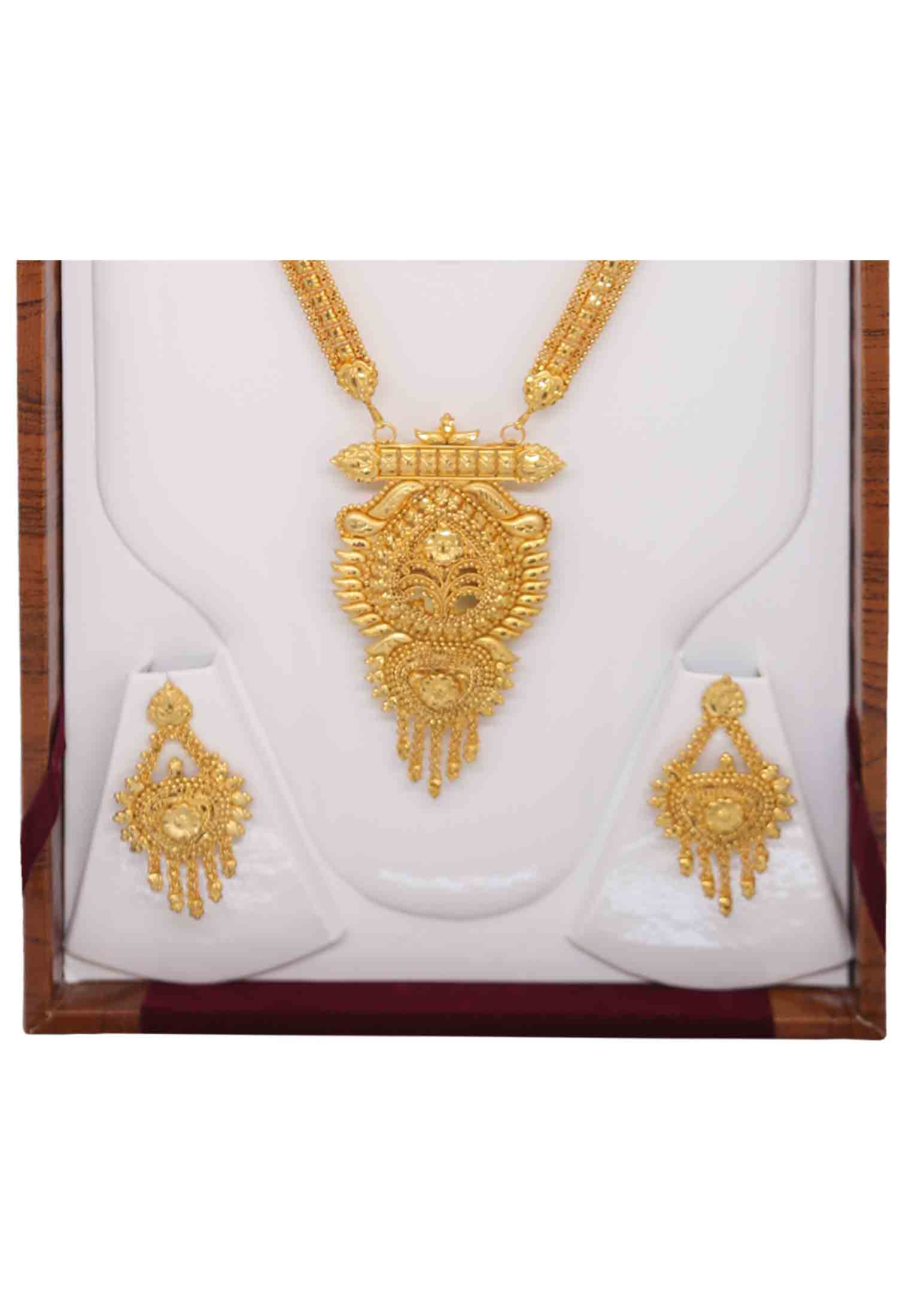 Gorgeous Gold Plated Necklace